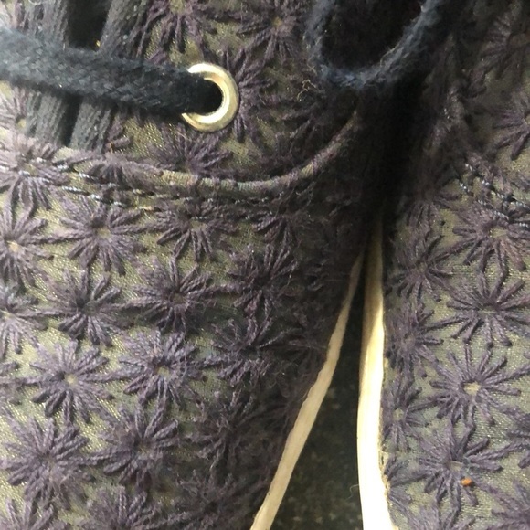 Keds Ortholite Canvas Size 9.5 Sneakers - Picture 9 of 9